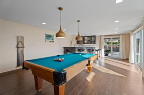 NEW 5BR Villa w Man Cave PALM BEACH